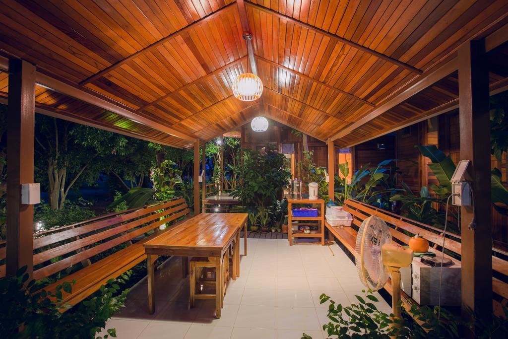 Romyen House Hotel Ban Nong Nam Khan Kültér fotó